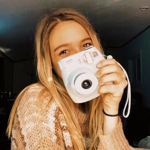 Meet your Posher, Carley